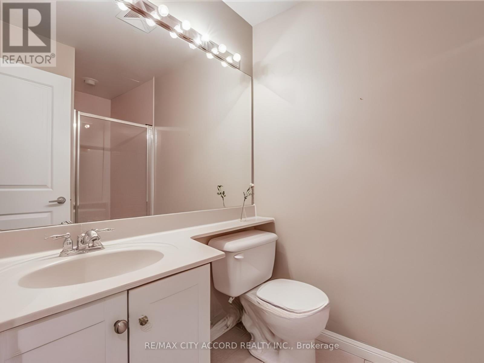 2702 - 15 Windermere Avenue, Toronto, Ontario  M6S 5A2 - Photo 10 - W13022396