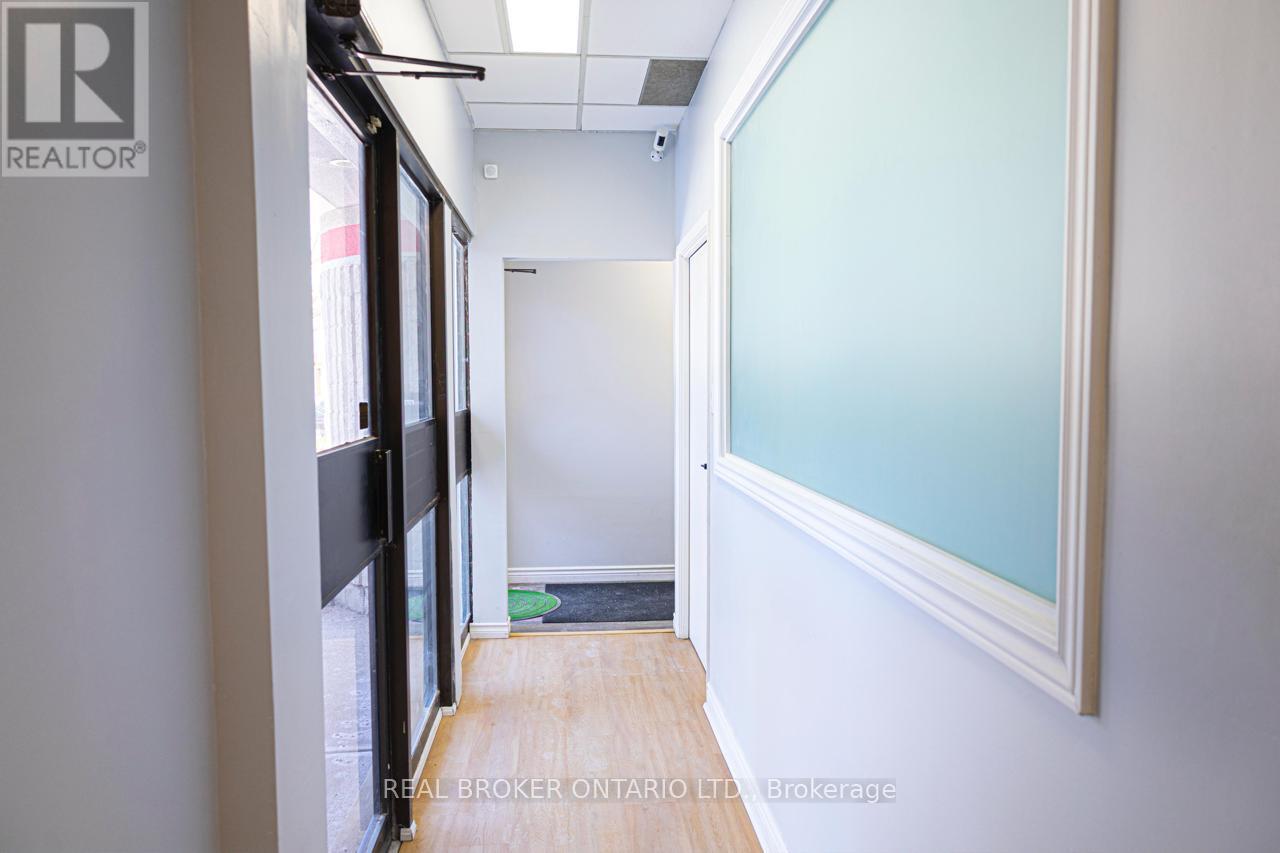 #11 - 1111 Flint Road, Toronto, Ontario  M3J 3C7 - Photo 14 - W13022416