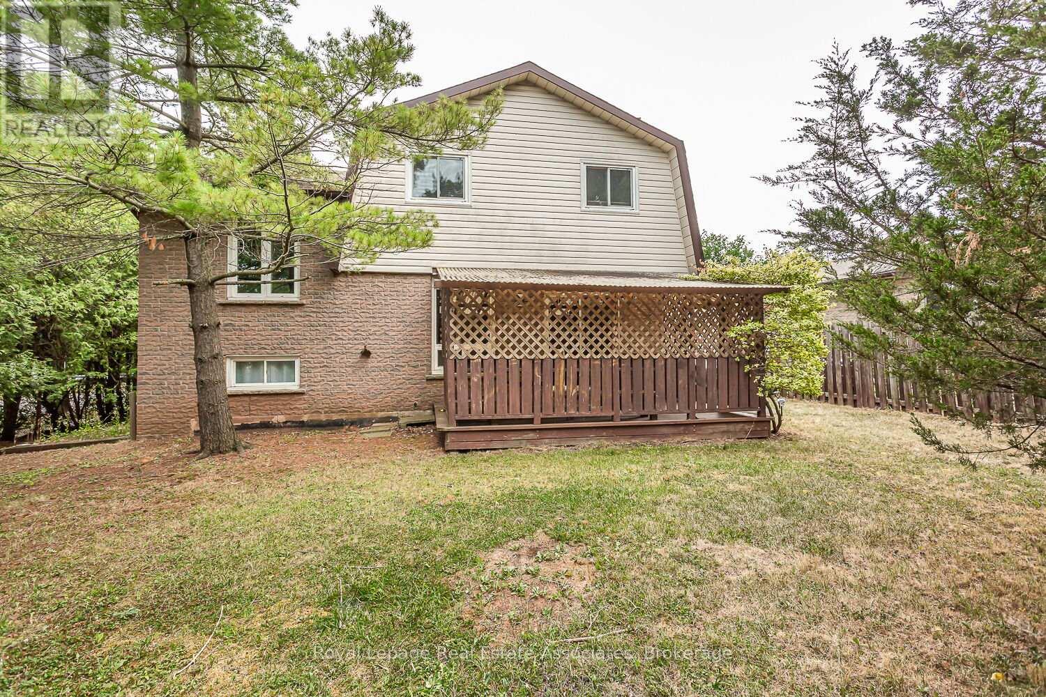 471 Valhalla Court, Oakville, Ontario  L6L 5M5 - Photo 36 - W13022450