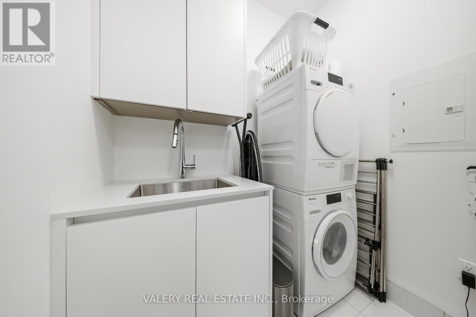 504 - 55 Port Street E, Mississauga (Port Credit), Ontario  L5G 4P3 - Photo 28 - W13022478