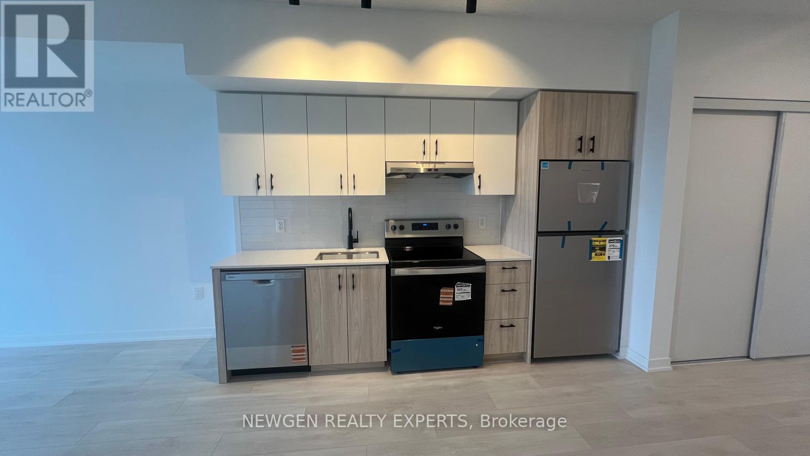 C606 - 4878 Powers Common, Burlington, Ontario  L7M 2B4 - Photo 4 - W13022494