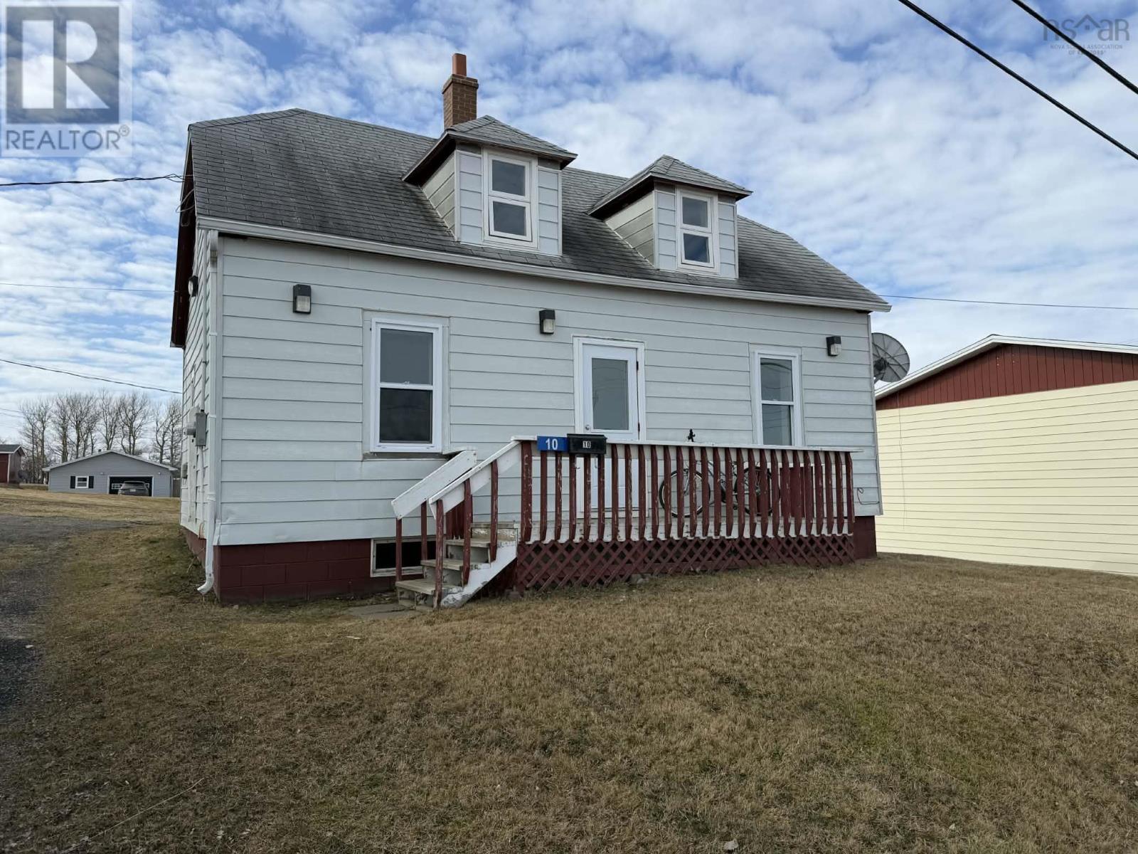 10 Barren Road, Chéticamp, Nova Scotia  B0E 1H0 - Photo 2 - 202607826