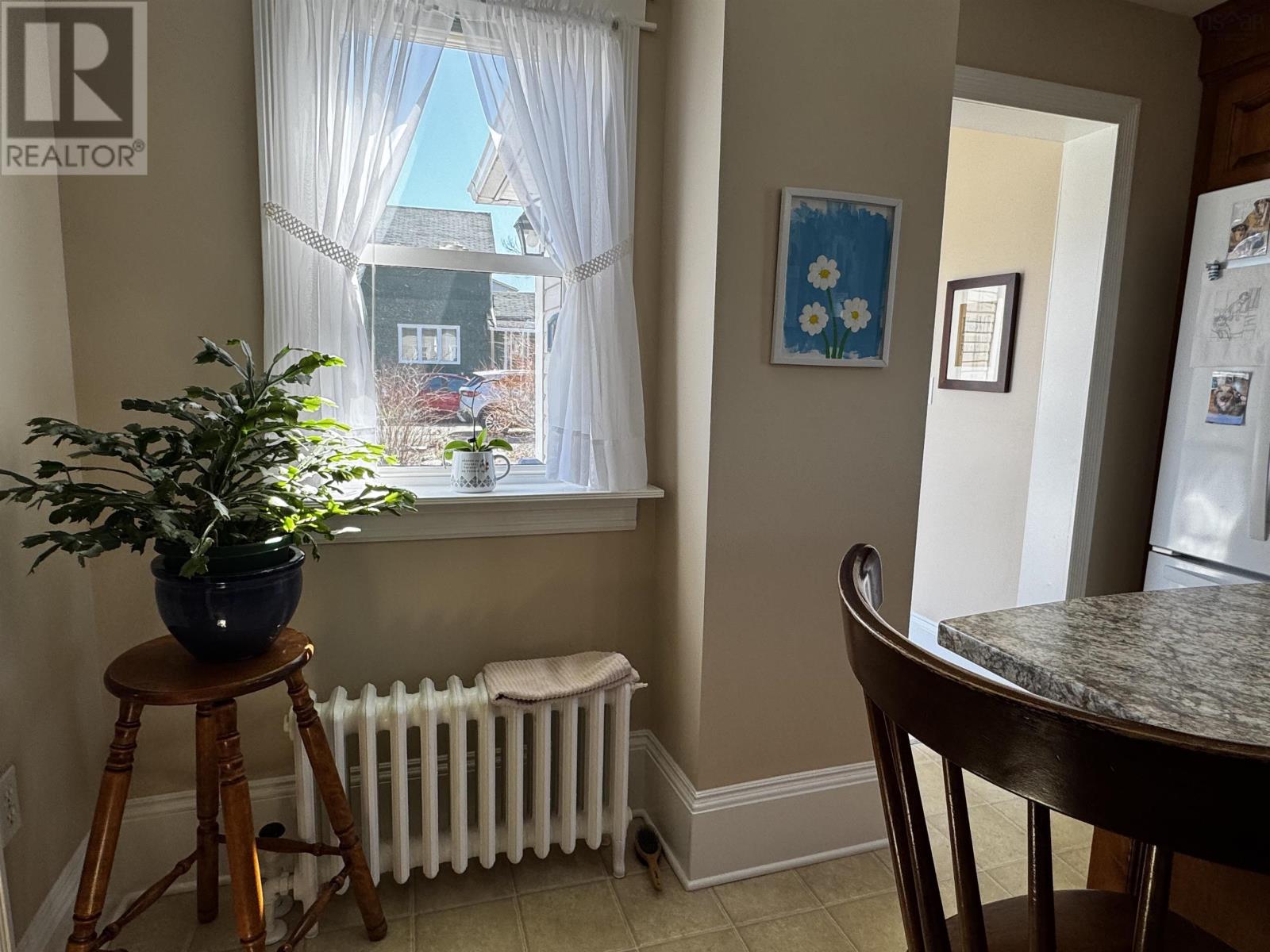 11 Cameron Street, Glace Bay, Nova Scotia  B1A 2E8 - Photo 8 - 202607897