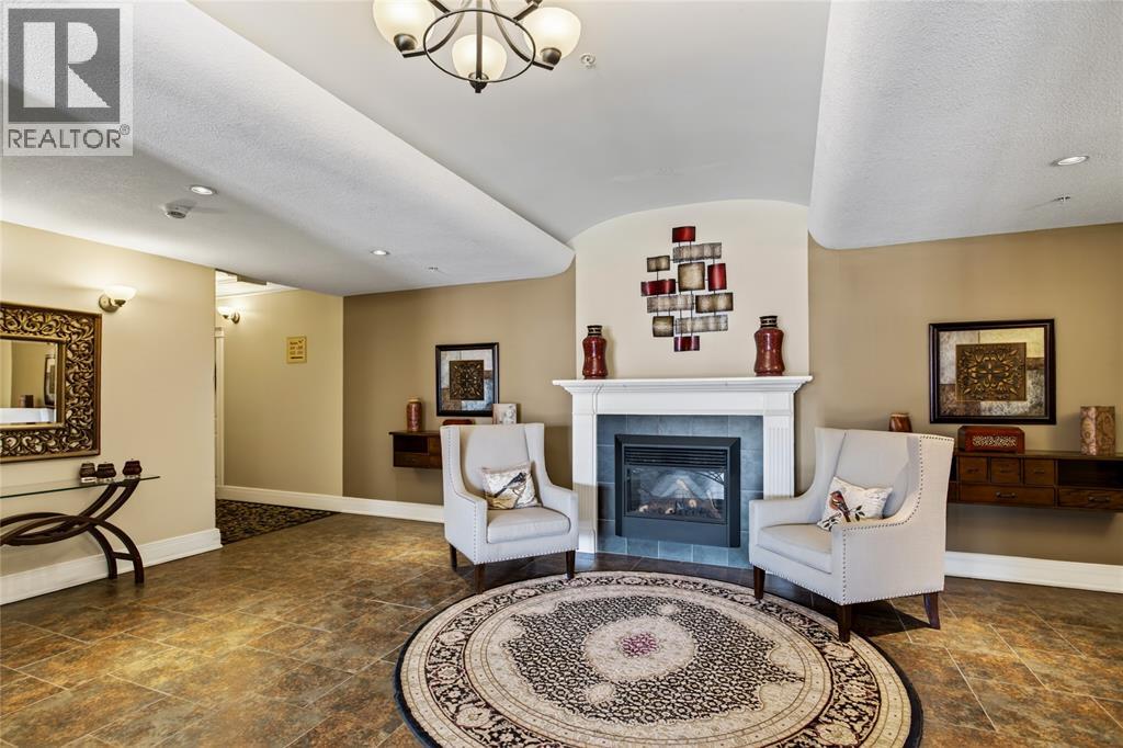 1550 Venetian Boulevard Unit# 310, Point Edward, Ontario  N7T 0A4 - Photo 6 - 26008543