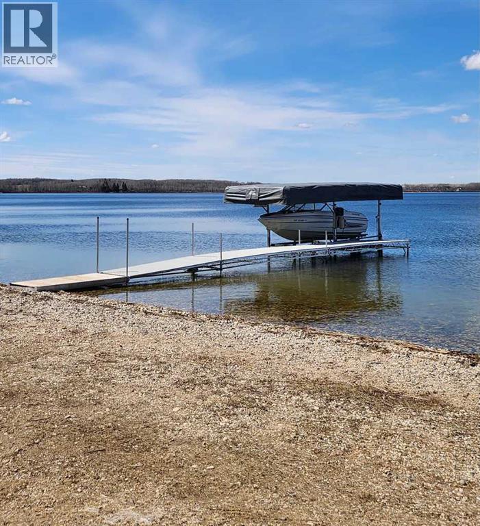 1,  Buffalo Drive, Rural Stettler No. 6, Alberta  T0C 3B0 - Photo 3 - A2299744