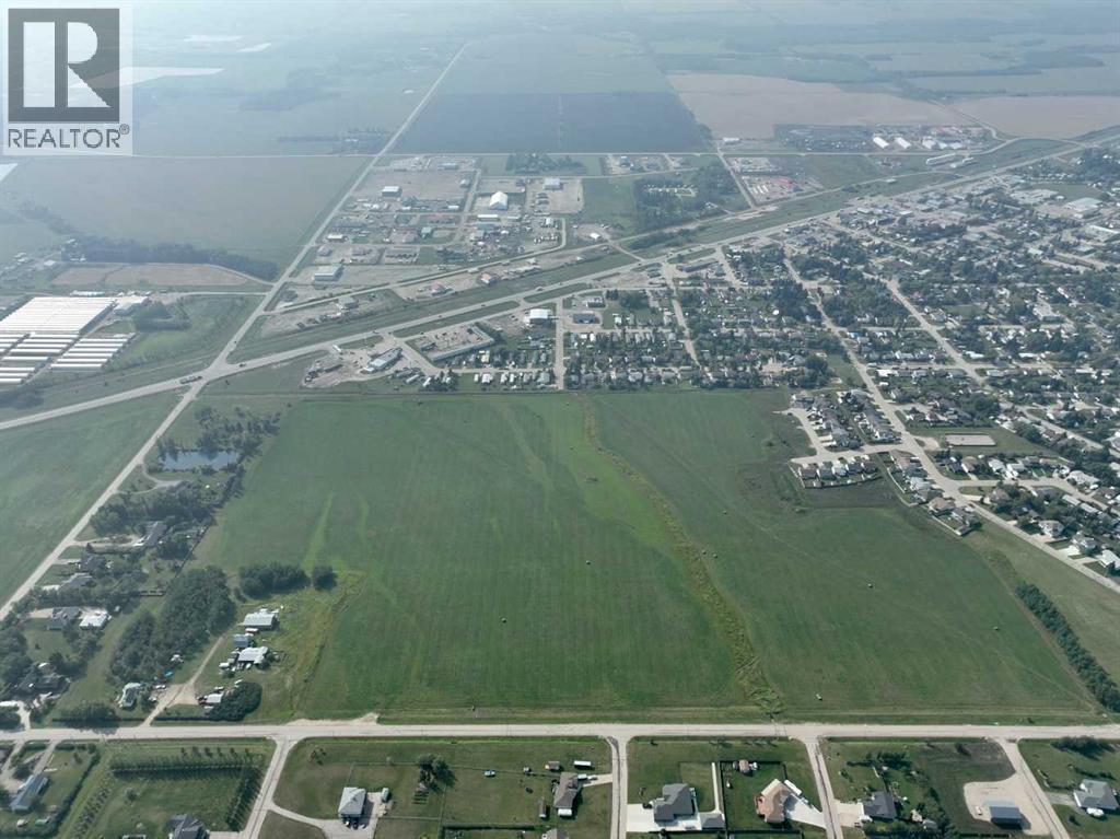 11 Th Avenue, Beaverlodge, Alberta  T0H 0C0 - Photo 5 - A2216635