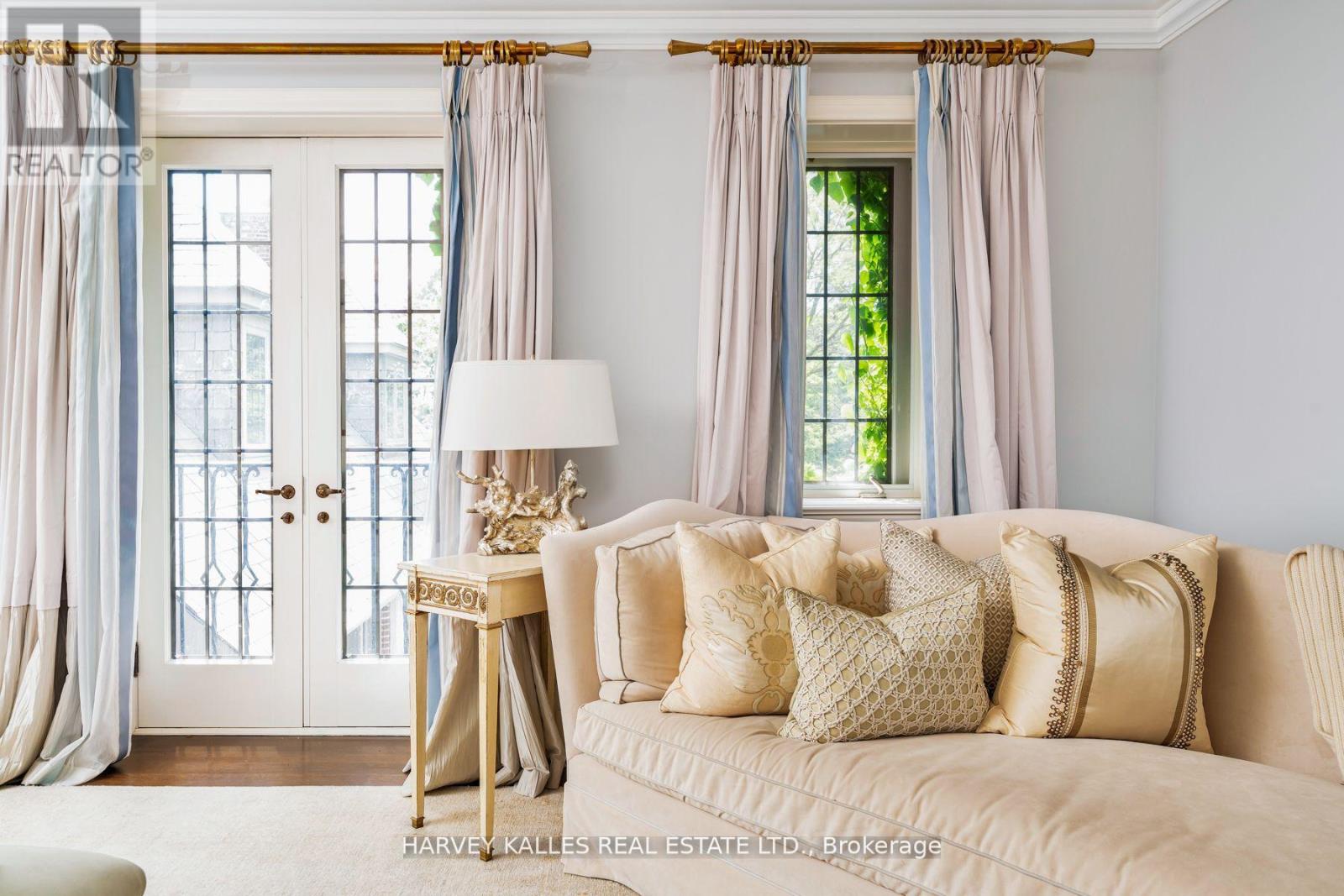 175 Teddington Park Avenue, Toronto, Ontario  M4N 2C8 - Photo 14 - C13020262