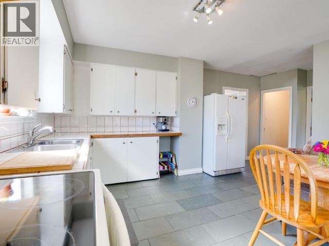 4212 Manson Ave, Powell River, British Columbia  V8A 3M6 - Photo 13 - 19777