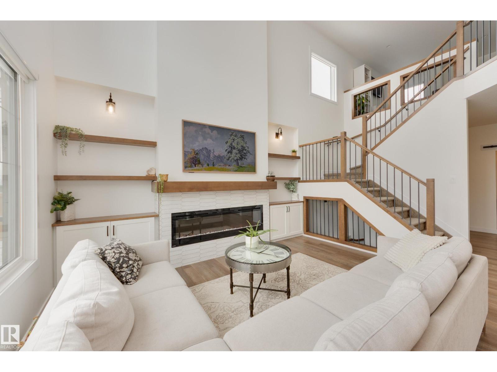 21360 38 AV NW, edmonton, Alberta