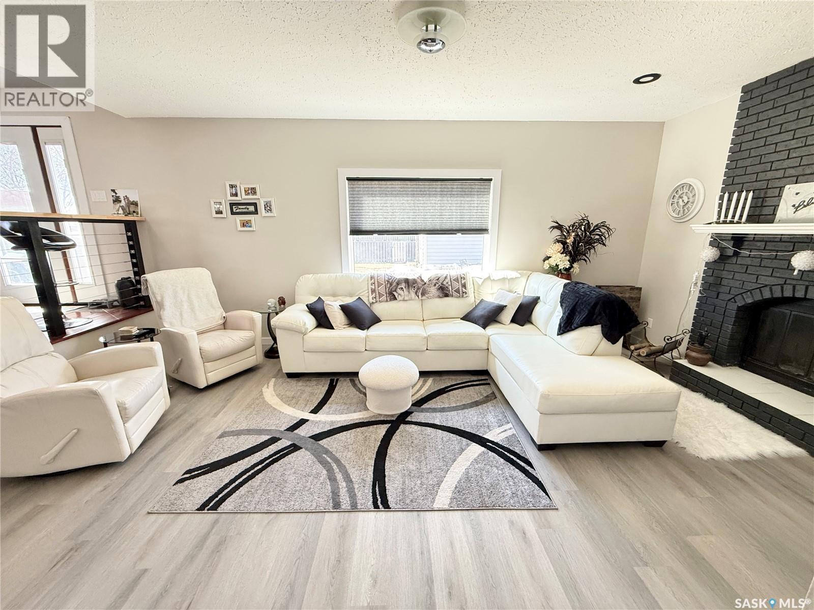 787 Brimacombe Drive, Weyburn, Saskatchewan  S4H 2P7 - Photo 14 - SK033458