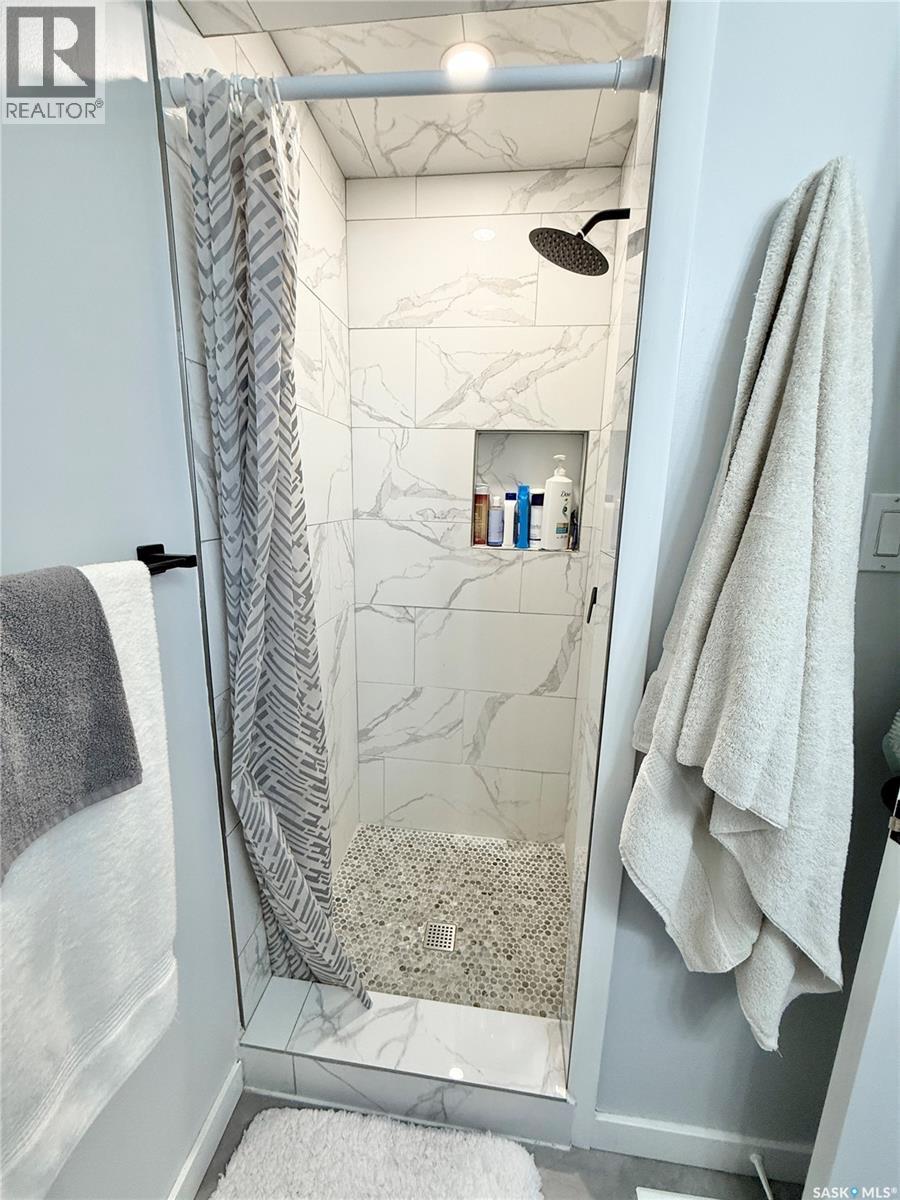 787 Brimacombe Drive, Weyburn, Saskatchewan  S4H 2P7 - Photo 24 - SK033458