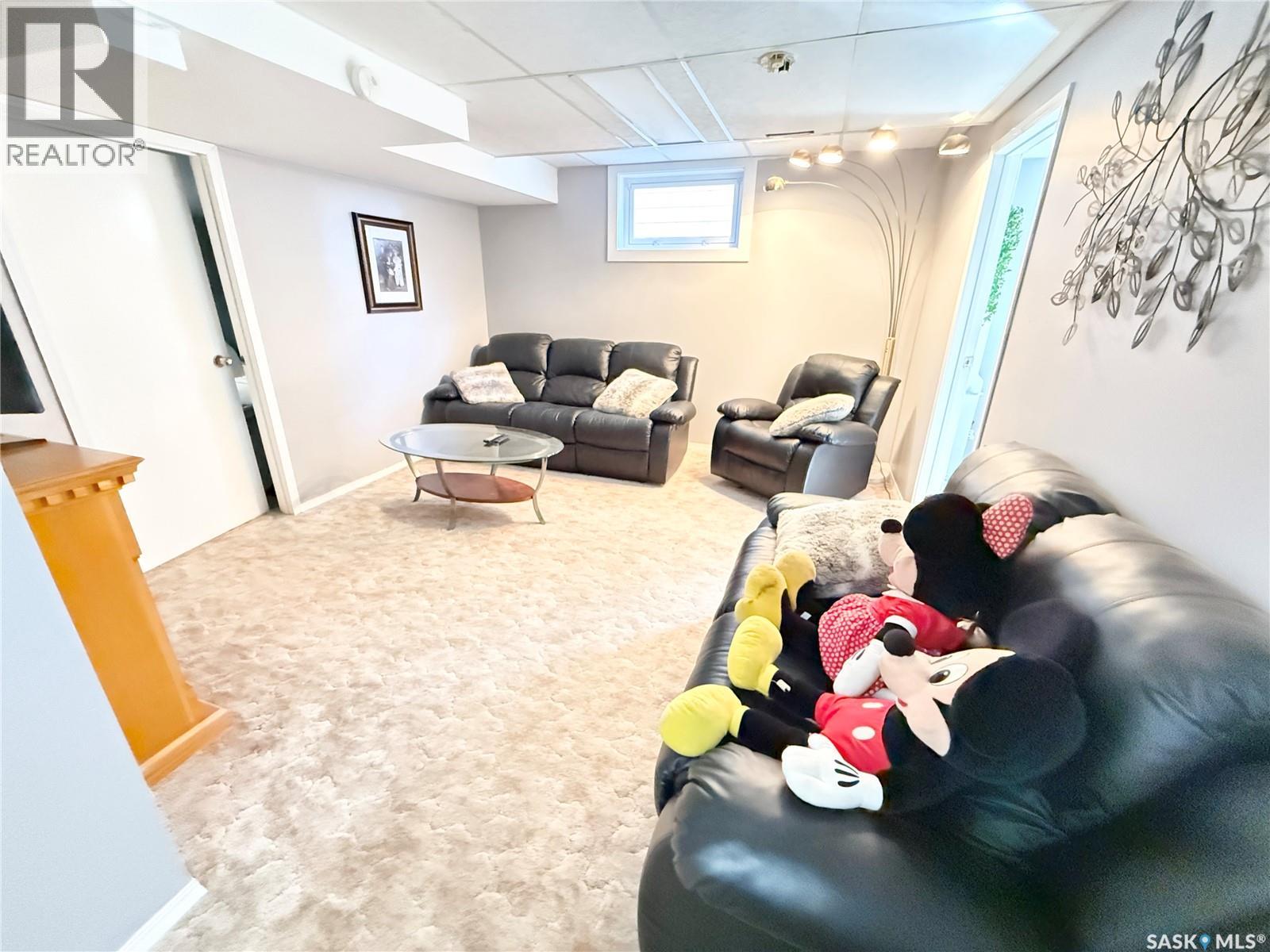 787 Brimacombe Drive, Weyburn, Saskatchewan  S4H 2P7 - Photo 28 - SK033458