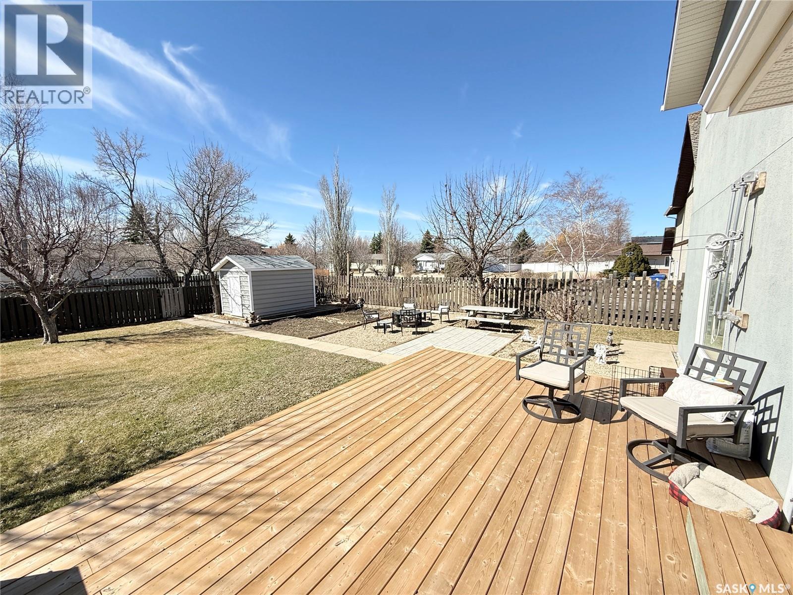 787 Brimacombe Drive, Weyburn, Saskatchewan  S4H 2P7 - Photo 34 - SK033458