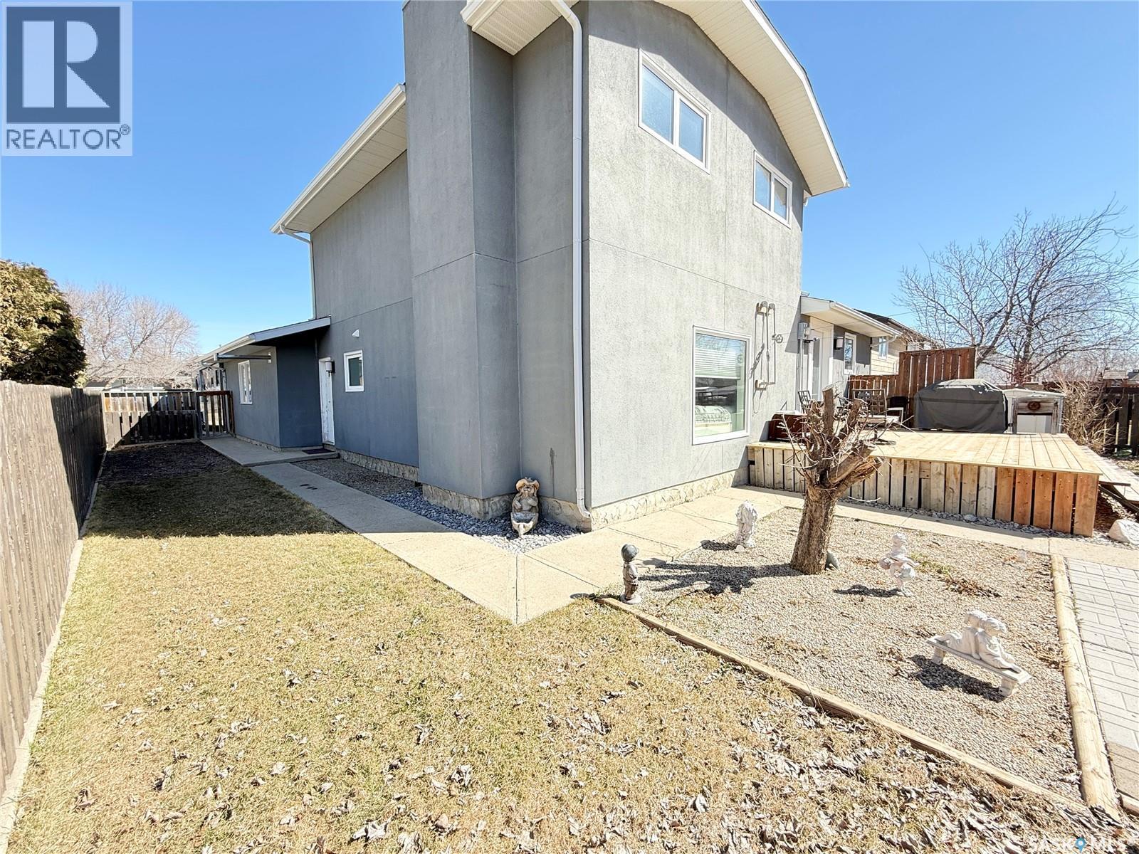 787 Brimacombe Drive, Weyburn, Saskatchewan  S4H 2P7 - Photo 37 - SK033458