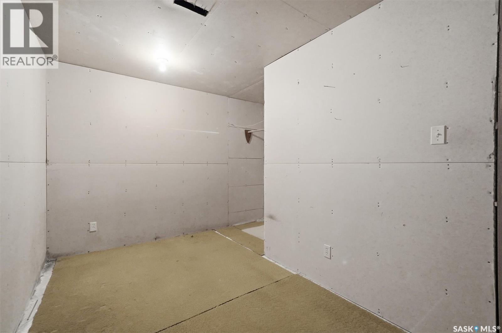 17 Churchill Drive, Saskatoon, Saskatchewan  S7K 3X2 - Photo 34 - SK033417