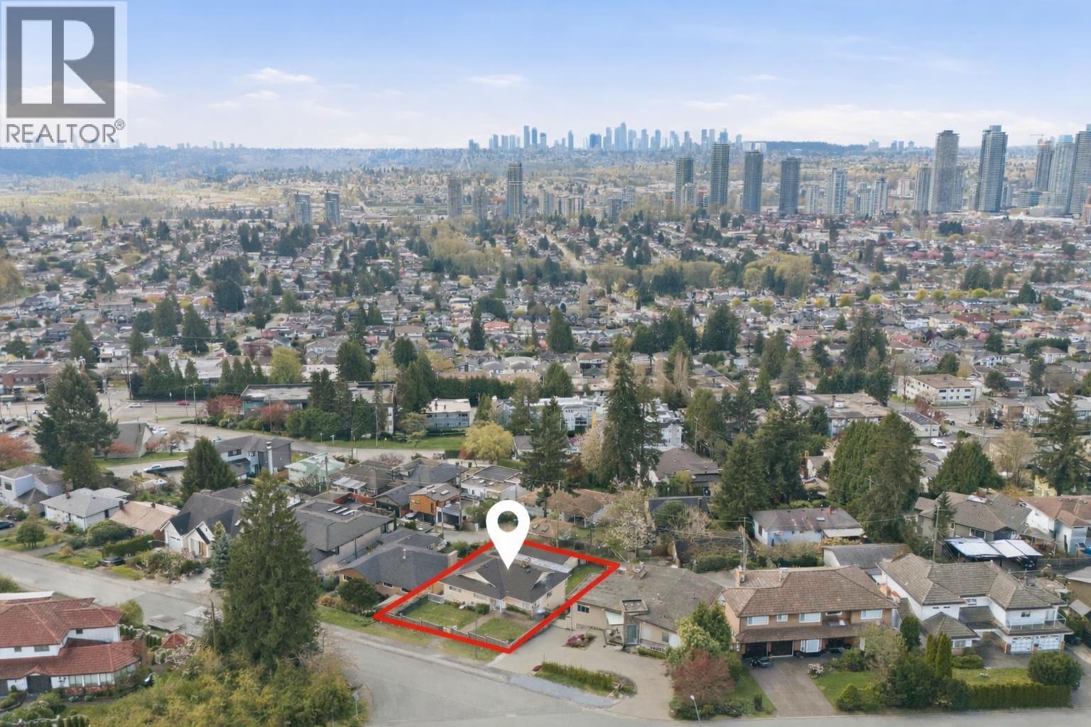 5220 Sunningdale Road, Burnaby, British Columbia  V5B 1M5 - Photo 30 - R3113248