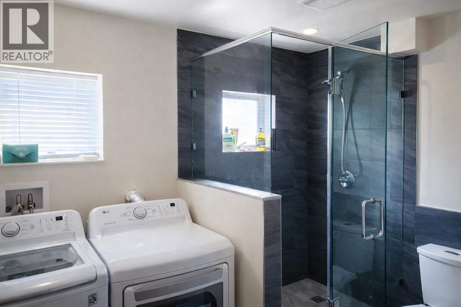 5220 Sunningdale Road, Burnaby, British Columbia  V5B 1M5 - Photo 26 - R3113248