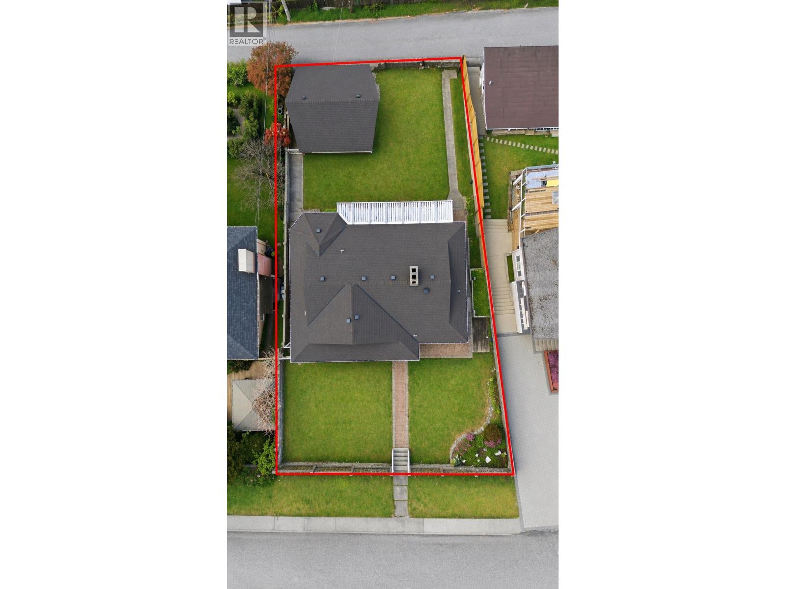 5220 Sunningdale Road, Burnaby, British Columbia  V5B 1M5 - Photo 28 - R3113248