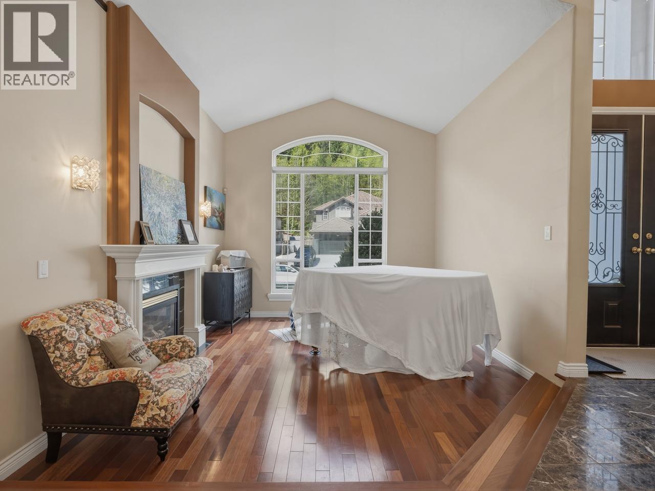 1725 Sugarpine Court, Coquitlam, British Columbia  V3E 3E4 - Photo 4 - R3111827