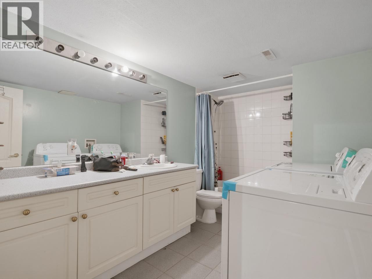 1725 Sugarpine Court, Coquitlam, British Columbia  V3E 3E4 - Photo 31 - R3111827