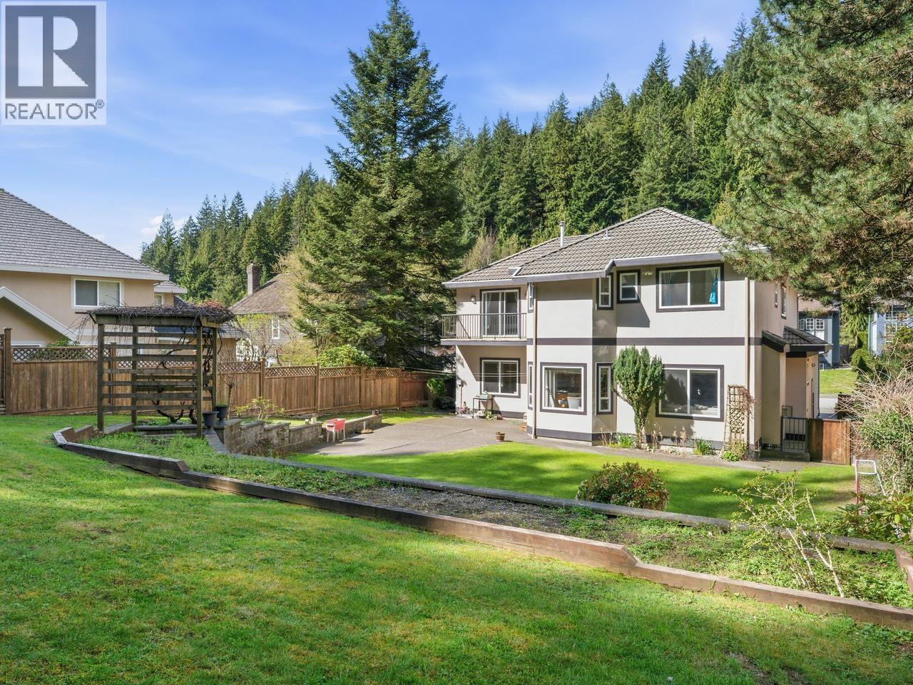 1725 Sugarpine Court, Coquitlam, British Columbia  V3E 3E4 - Photo 35 - R3111827