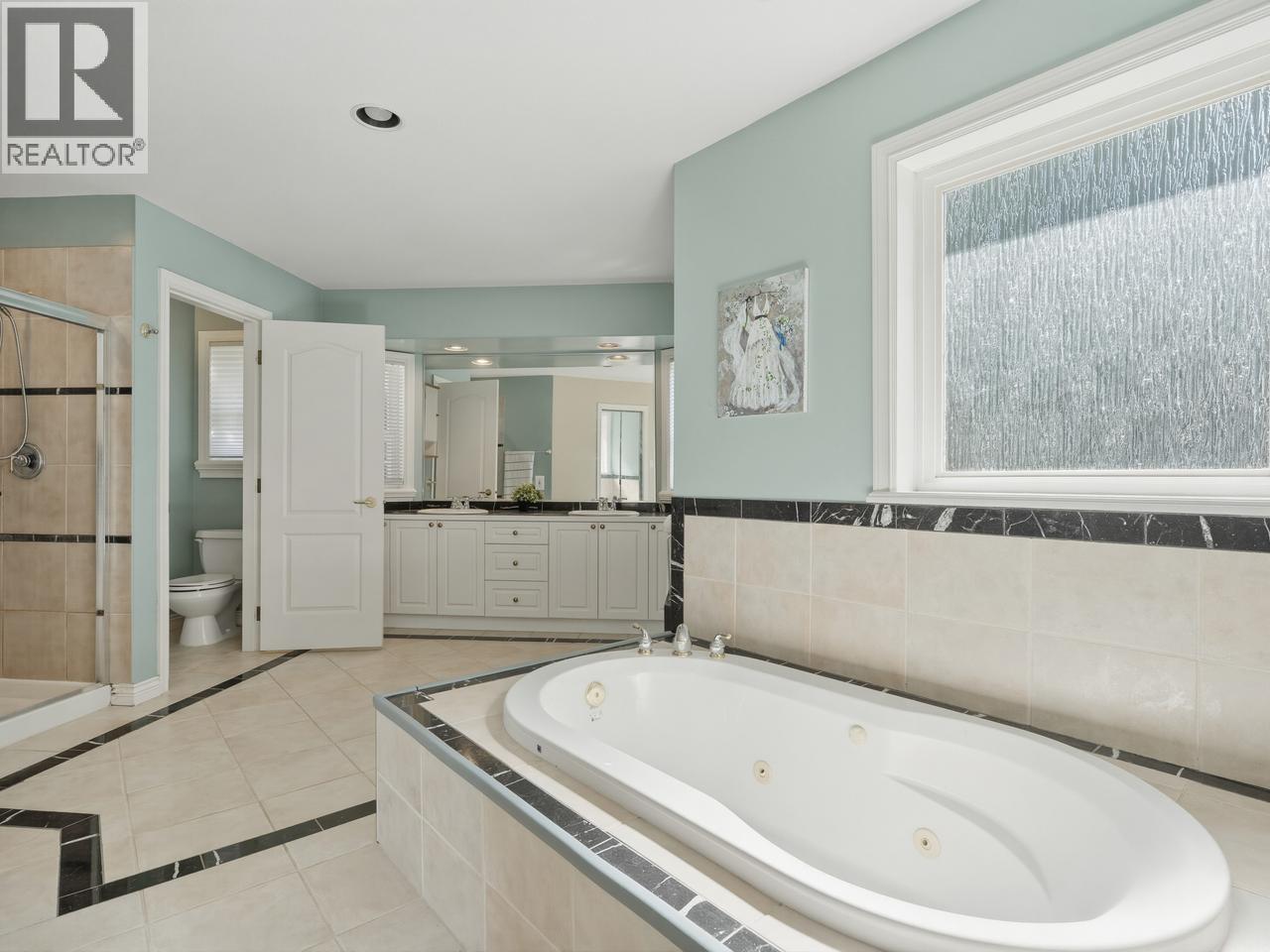 1725 Sugarpine Court, Coquitlam, British Columbia  V3E 3E4 - Photo 23 - R3111827