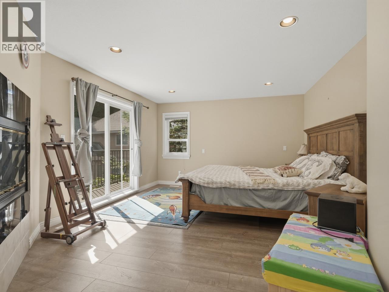 1725 Sugarpine Court, Coquitlam, British Columbia  V3E 3E4 - Photo 16 - R3111827