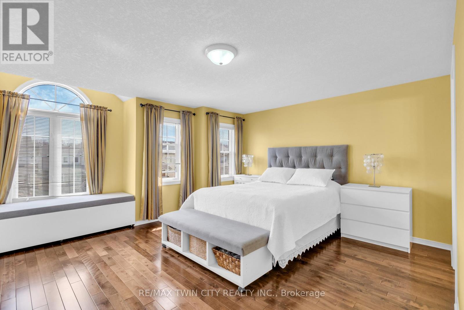 22 Dahlia Street, Kitchener, Ontario  N2E 4A9 - Photo 16 - X13022444