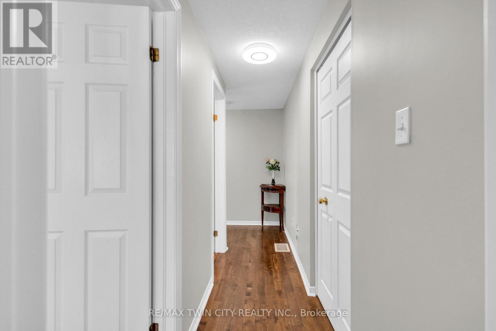 22 Dahlia Street, Kitchener, Ontario  N2E 4A9 - Photo 22 - X13022444