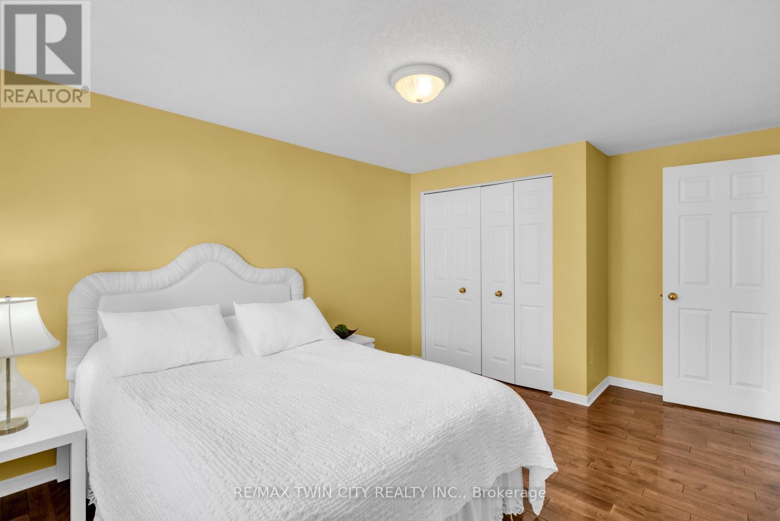 22 Dahlia Street, Kitchener, Ontario  N2E 4A9 - Photo 25 - X13022444