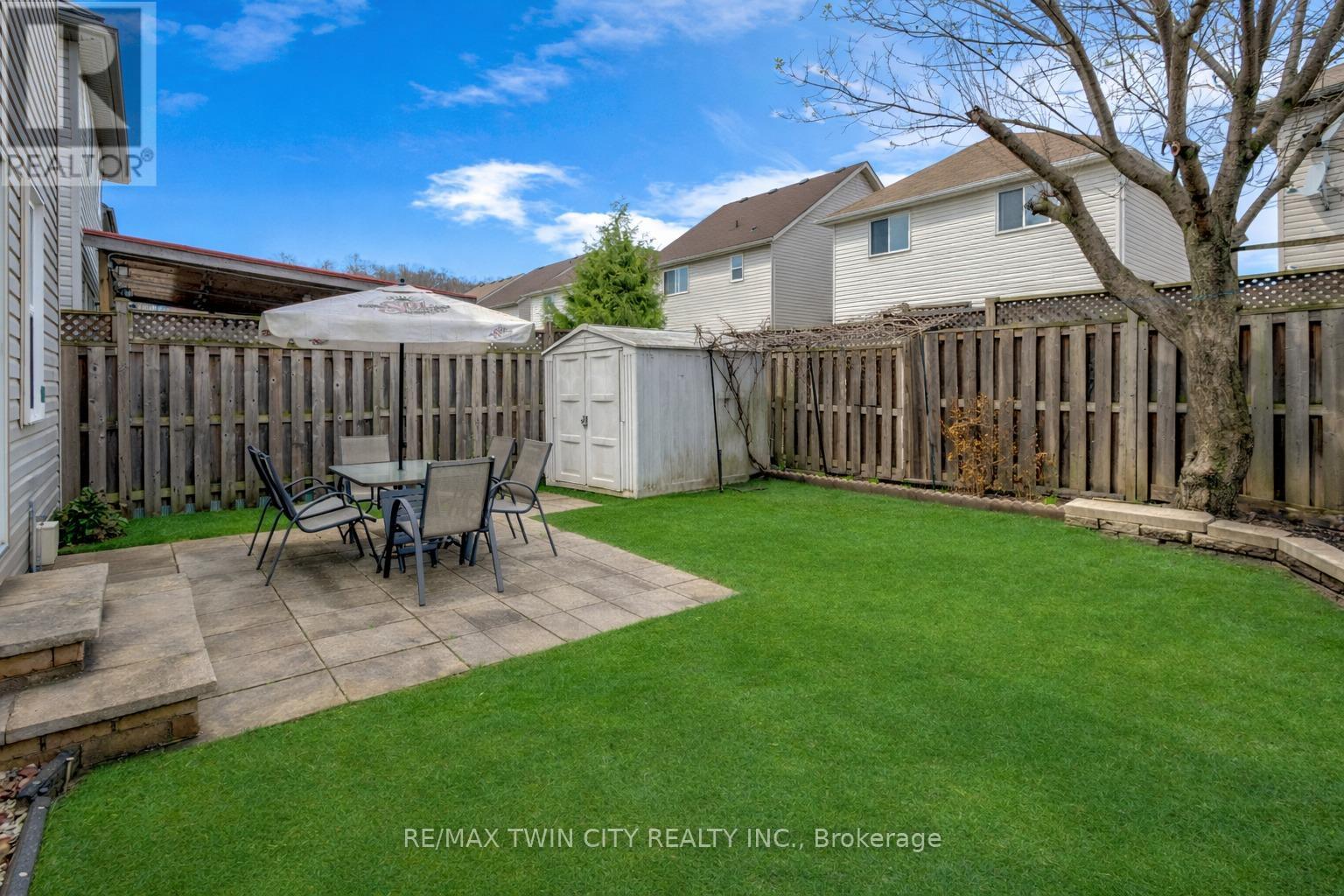 22 Dahlia Street, Kitchener, Ontario  N2E 4A9 - Photo 35 - X13022444