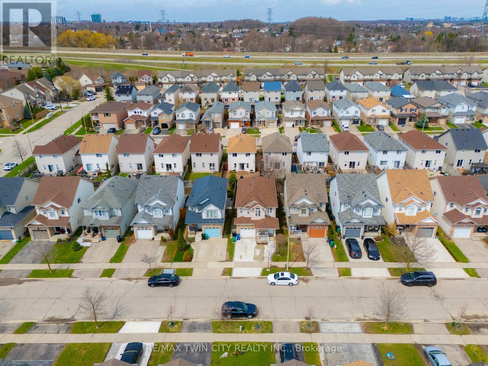 22 Dahlia Street, Kitchener, Ontario  N2E 4A9 - Photo 41 - X13022444