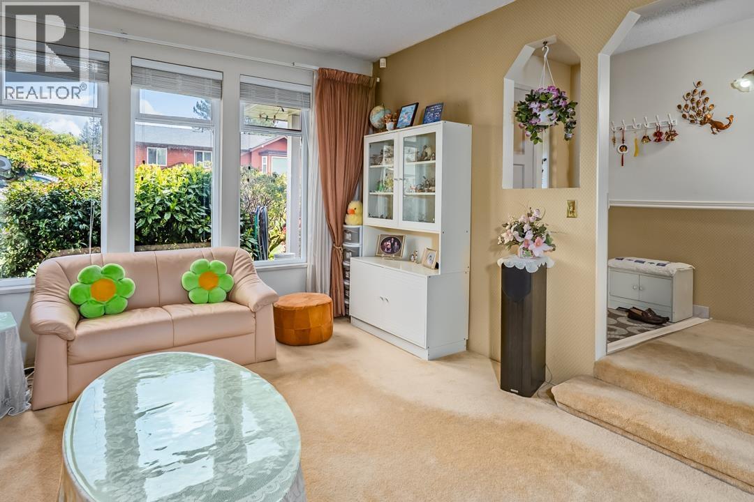 1304 Hornby Street, Coquitlam, British Columbia  V3E 1V4 - Photo 4 - R3113552