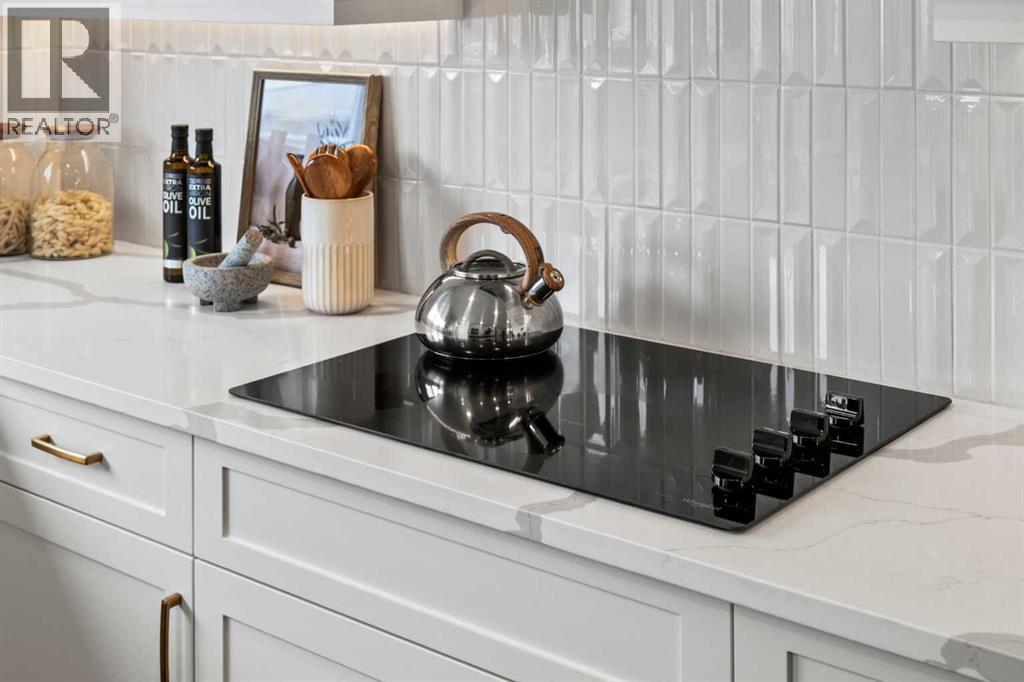 135 Huxland Road, Calgary, Alberta  T2A 5Z9 - Photo 15 - A2300185