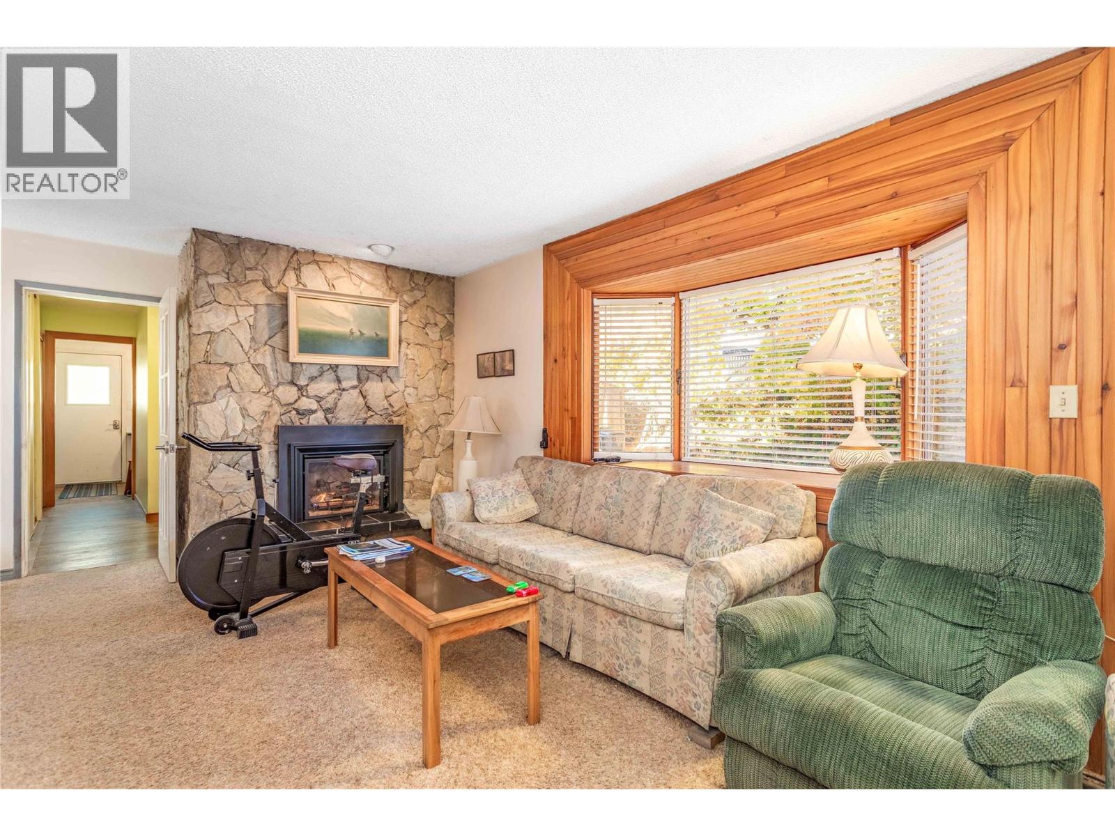 15370 Old Mission Road, Lake Country, British Columbia  V4V 2G5 - Photo 11 - 10382516