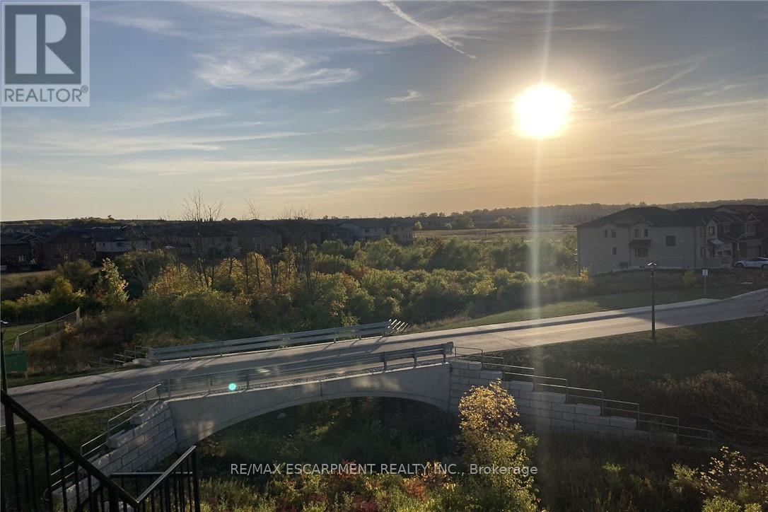 33 - 35 Midhurst Heights, Hamilton, Ontario  L8J 0K9 - Photo 35 - X12875590