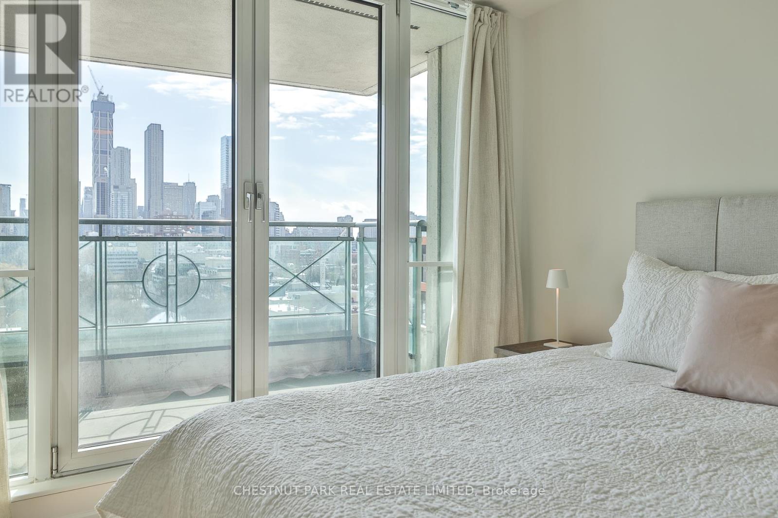 909 - 25 Scrivener Square, Toronto, Ontario  M4W 3Y6 - Photo 28 - C13018618