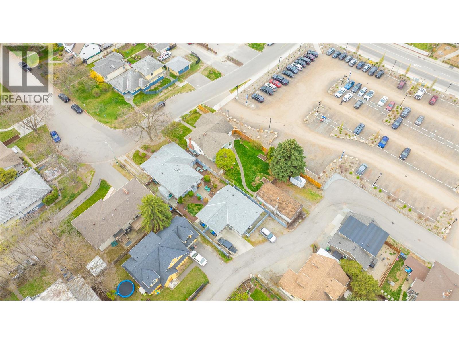 588/598 Royal Avenue, Kelowna, British Columbia  V1Y 5L5 - Photo 22 - 10383740