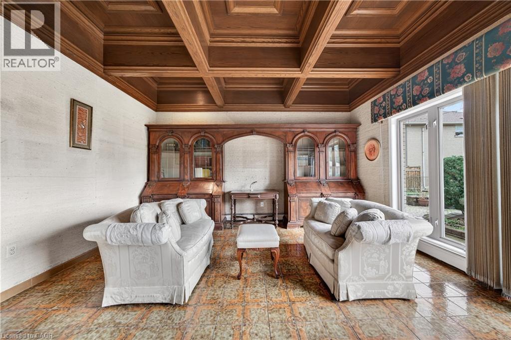 213 Stone Church Road W, Hamilton, Ontario  L9B 1A2 - Photo 17 - 40822618