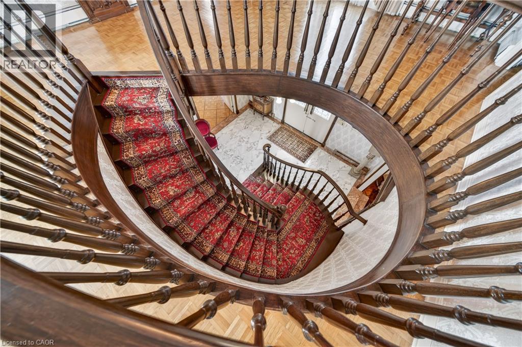 213 Stone Church Road W, Hamilton, Ontario  L9B 1A2 - Photo 29 - 40822618