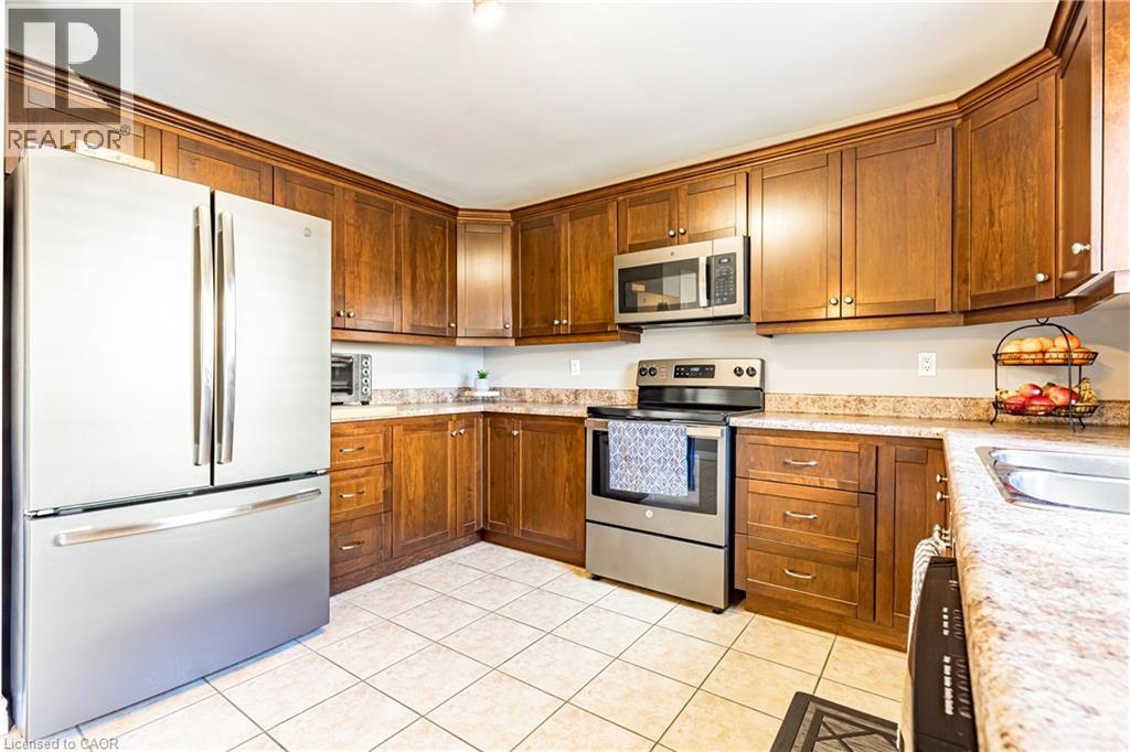 28 Springbreeze Heights, Hamilton, Ontario  L8E 0A4 - Photo 10 - 40810492