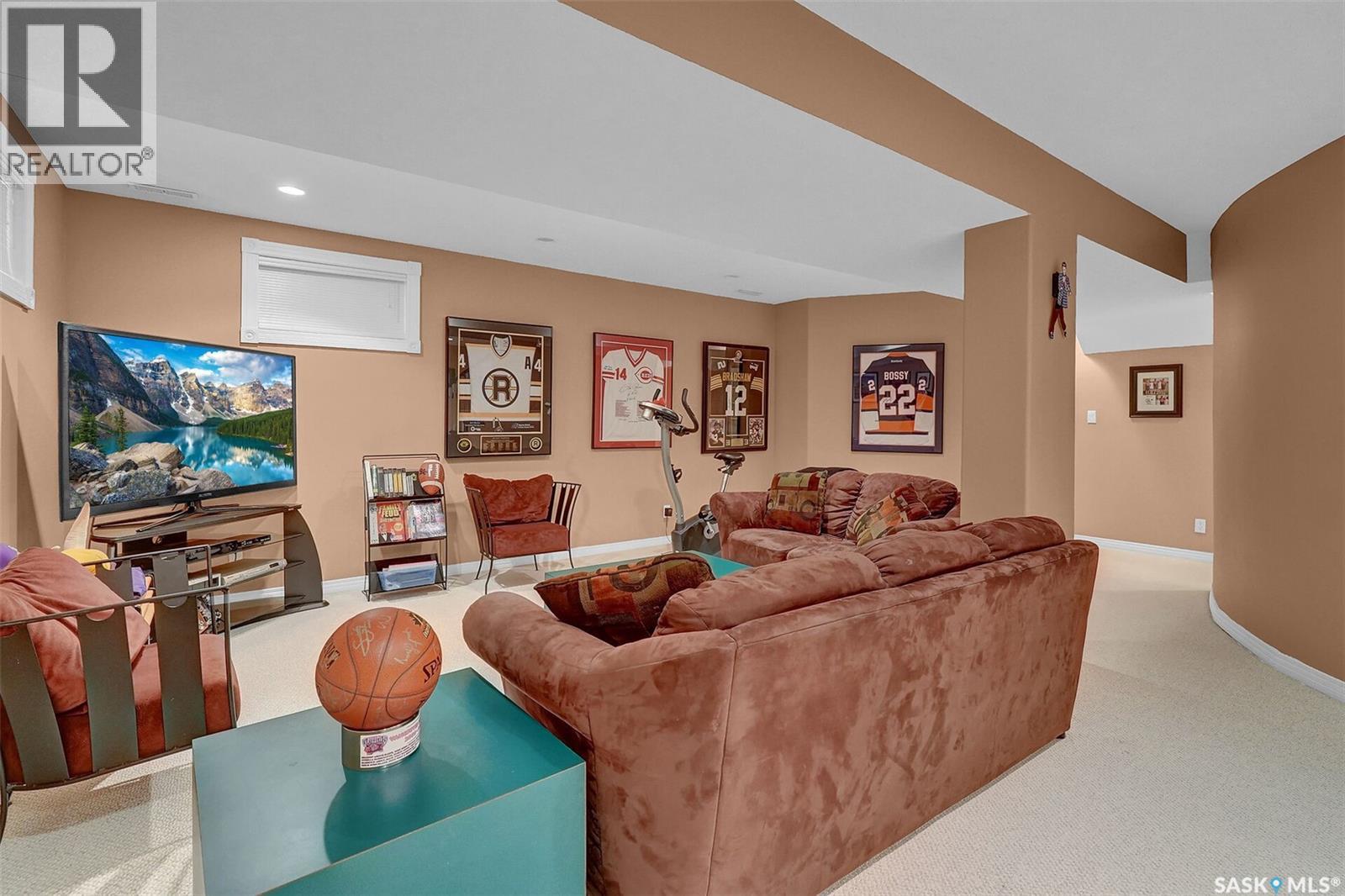 9463 Wascana Mews, Regina, Saskatchewan  S4V 2V5 - Photo 32 - SK030538