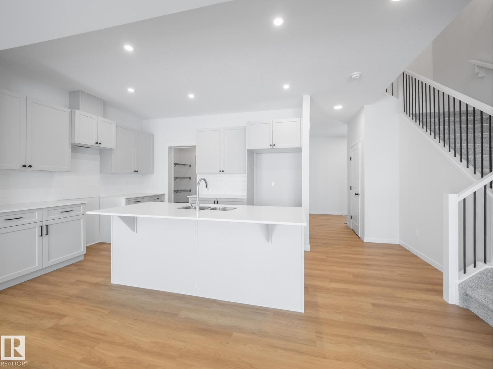 17728 7 St NE, Edmonton, Alberta  T5Y 4K3 - Photo 14 - E4474126