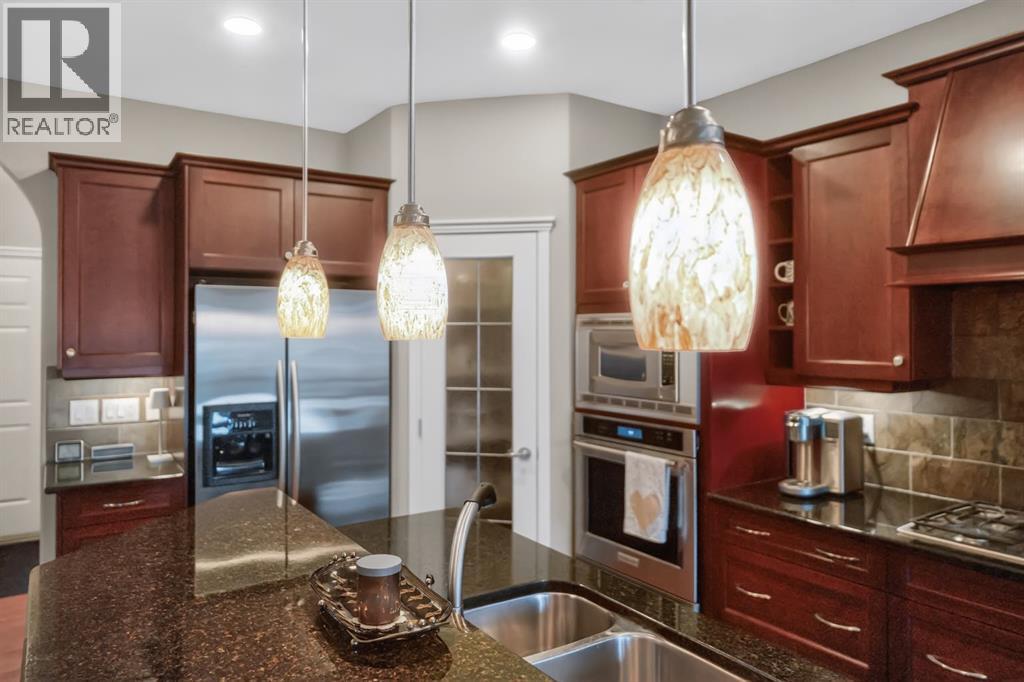 2735 Evercreek Bluffs Way Sw, Calgary, Alberta  T2Y 4P6 - Photo 10 - A2294232