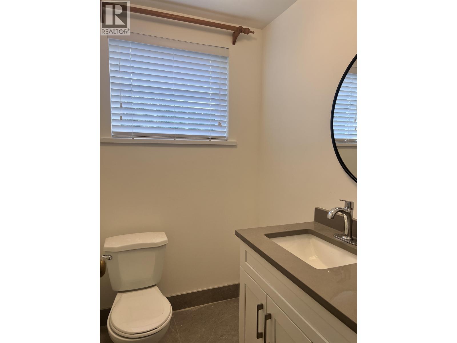 5xx E 9 Street, North Vancouver, British Columbia  V7L 2B5 - Photo 9 - R3074626