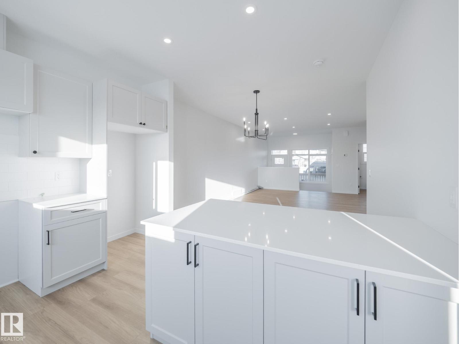 675 173 Av NE, Edmonton, Alberta  T5Y 4E8 - Photo 17 - E4472906