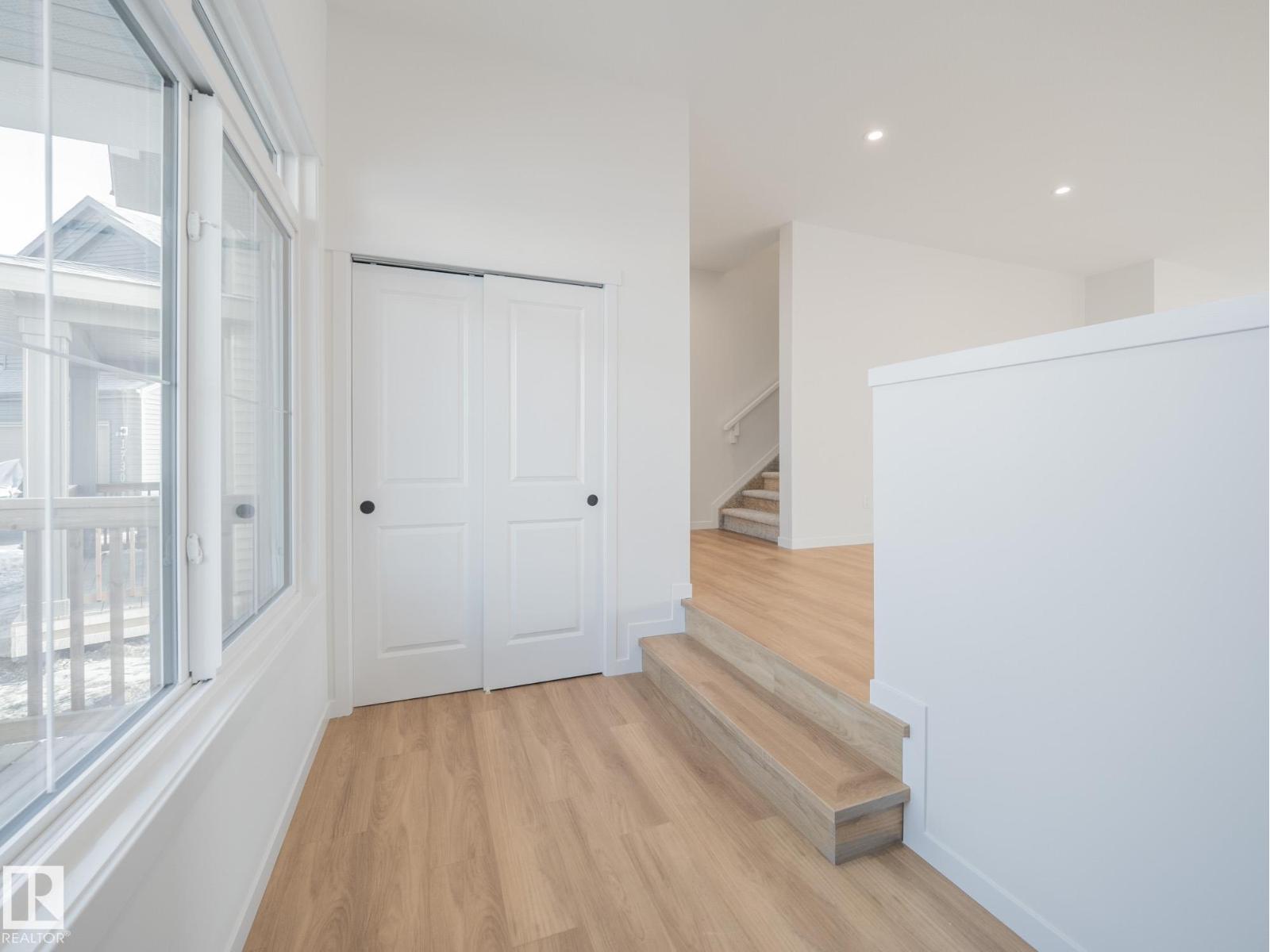 675 173 Av NE, Edmonton, Alberta  T5Y 4E8 - Photo 7 - E4472906