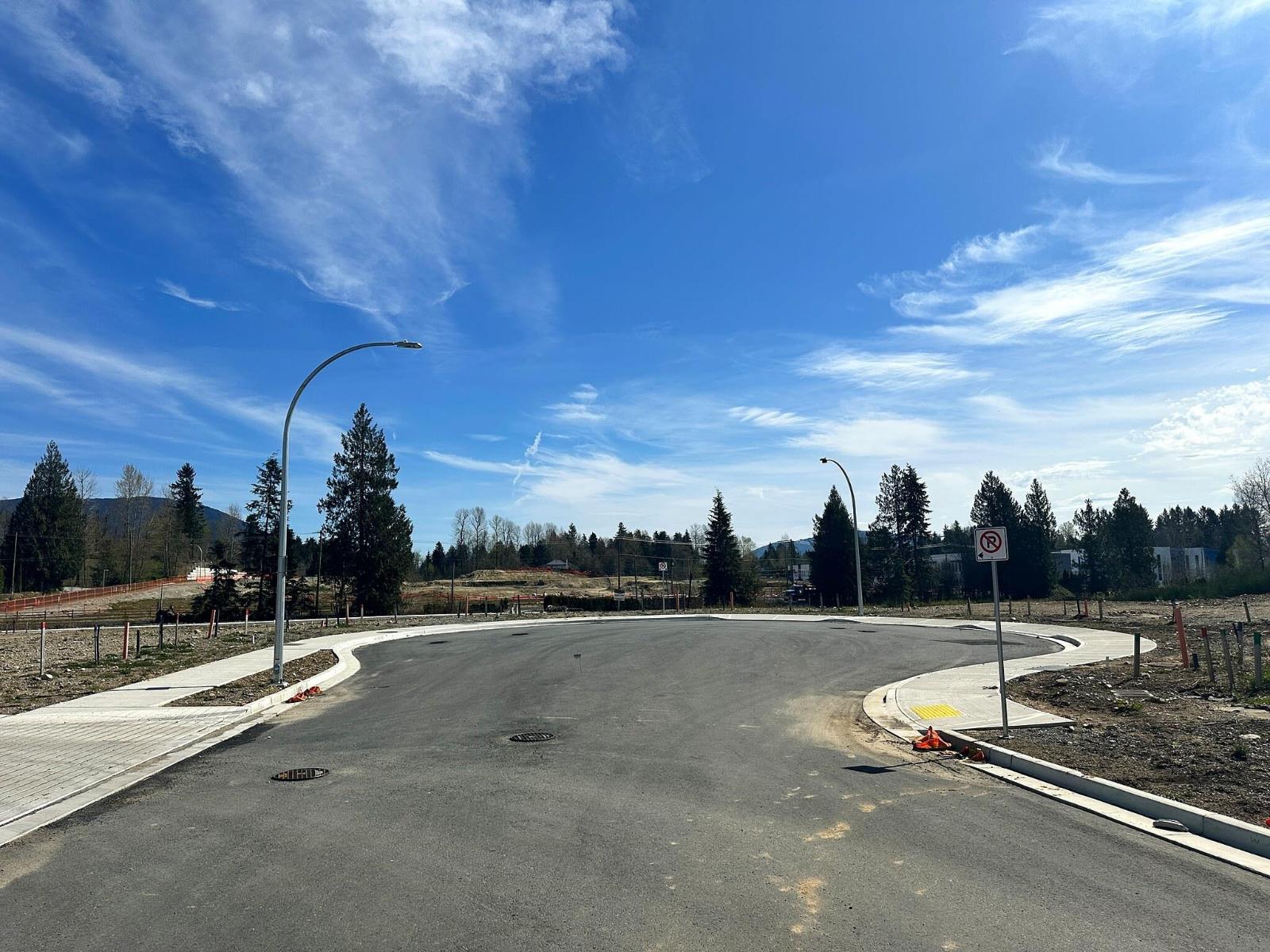 33286 Pinchbeck Avenue, Mission, British Columbia  V2V 6X9 - Photo 2 - R3113356