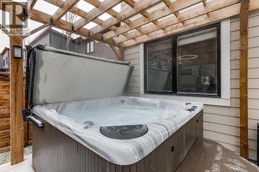 44 Timberline Way SW, Calgary, Alberta  T3H 0W3 - Photo 33 - A2296164