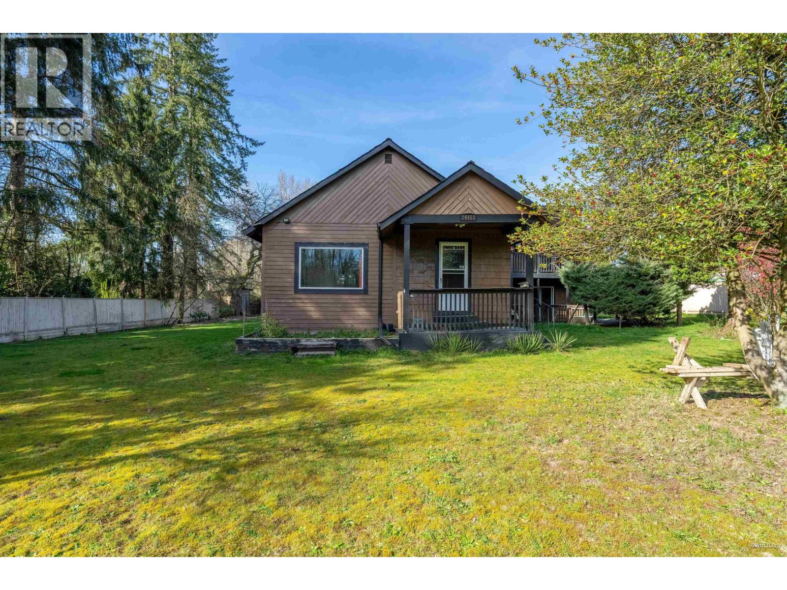 24483 DEWDNEY TRUNK ROAD, Maple Ridge, British Columbia